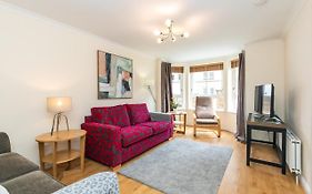 Dicksonfield Quiet Central Family Apartment With Parking